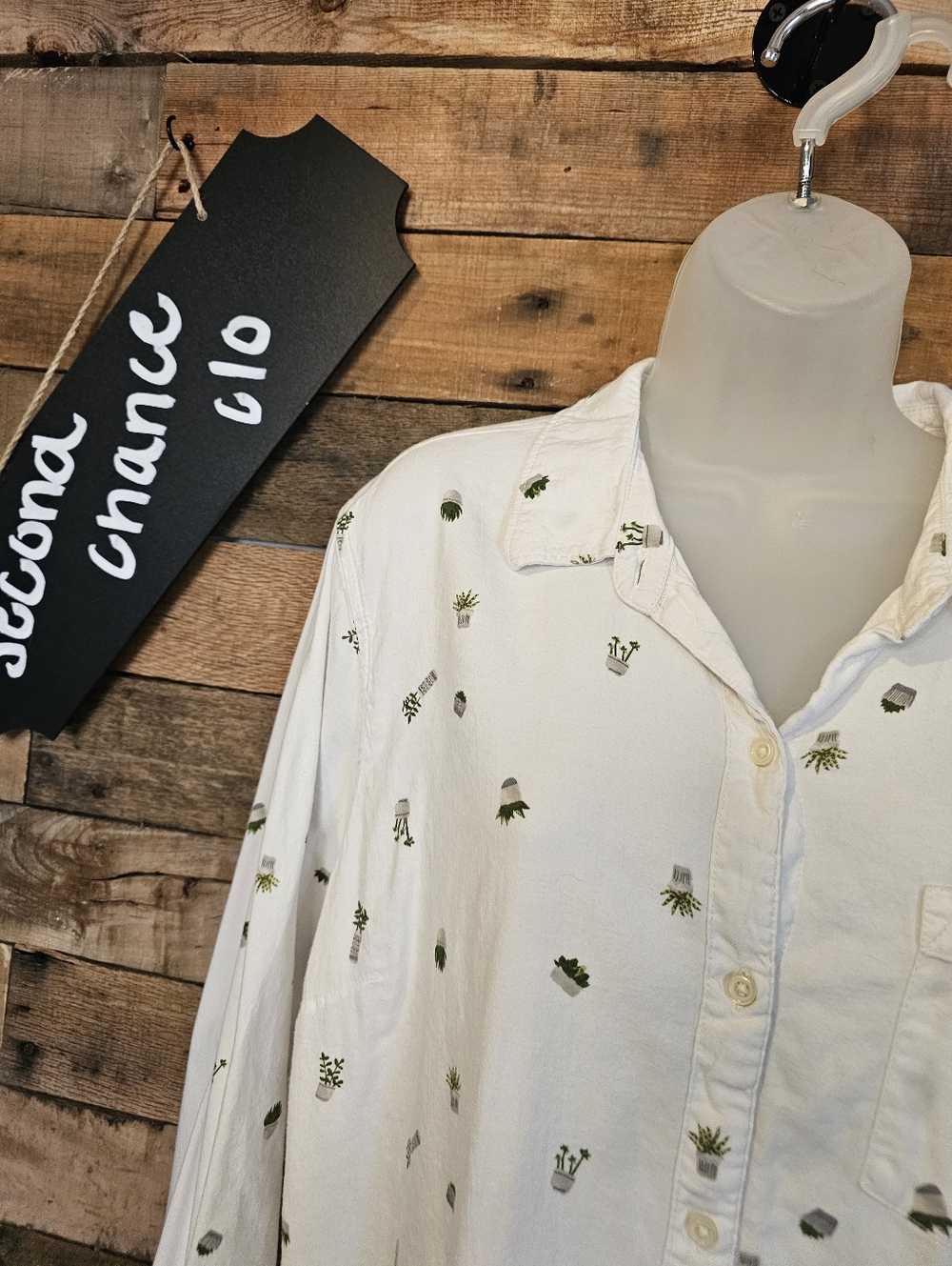 Old Navy Women's white Plant Life long sleeve button-down shirt size XL - Picture 3 of 14